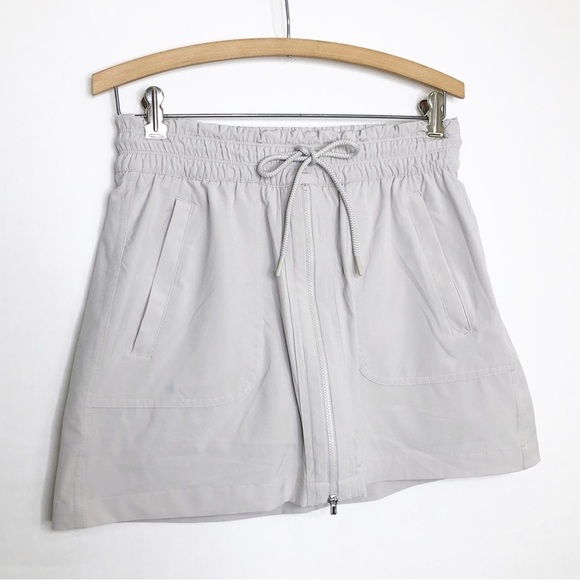 ATHLETA tan zip front Skorts - Picture 9 of 13